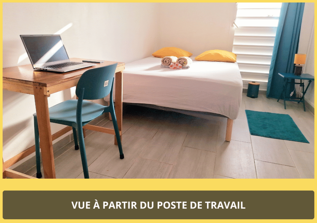 photo-2-chambre-carnaval-grande-terre-vue-a-partir-armoire-location-chambre-chez-l-habitant-ville-les-abymes-proche-aéroport-port-lycée-jarry-site-chambre-d-hotes-guadeloupe.com