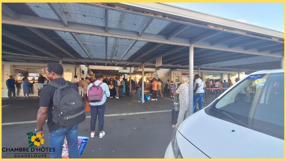 Terminal maritime de Bergevin à Pointe-à-Pitre pour l’embarquement vers Marie-Galante